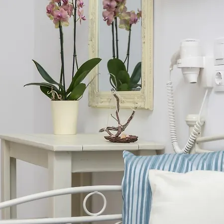 Aparthotel Kastraki 3*