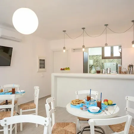 Aparthotel Kastraki 3*